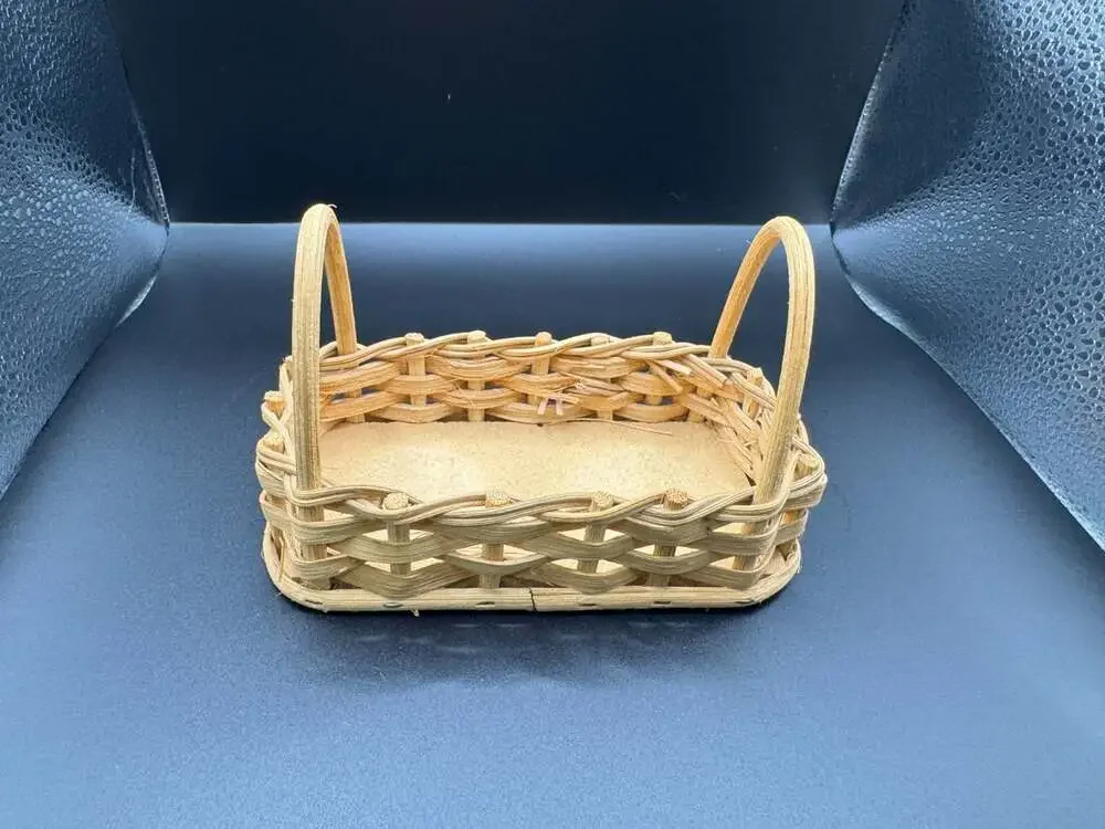 Vintage Swan Salt Pepper Shakers Ceramic Blue White Wicker Basket Holder Set